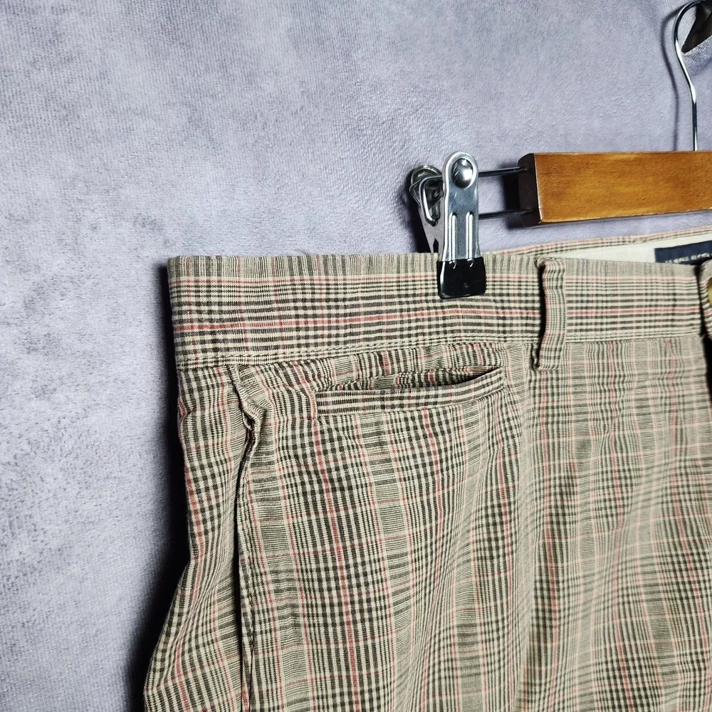 Banana Republic Mens 38 Brown Tan Plaid Cotton Linen Blend Flat Front Shorts